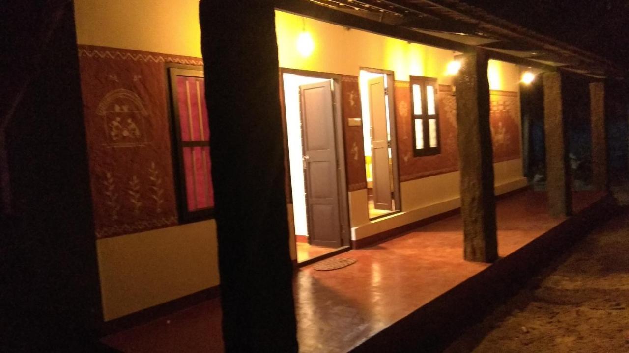 Marari Sabari Home Stay Mararikulam Exteriör bild