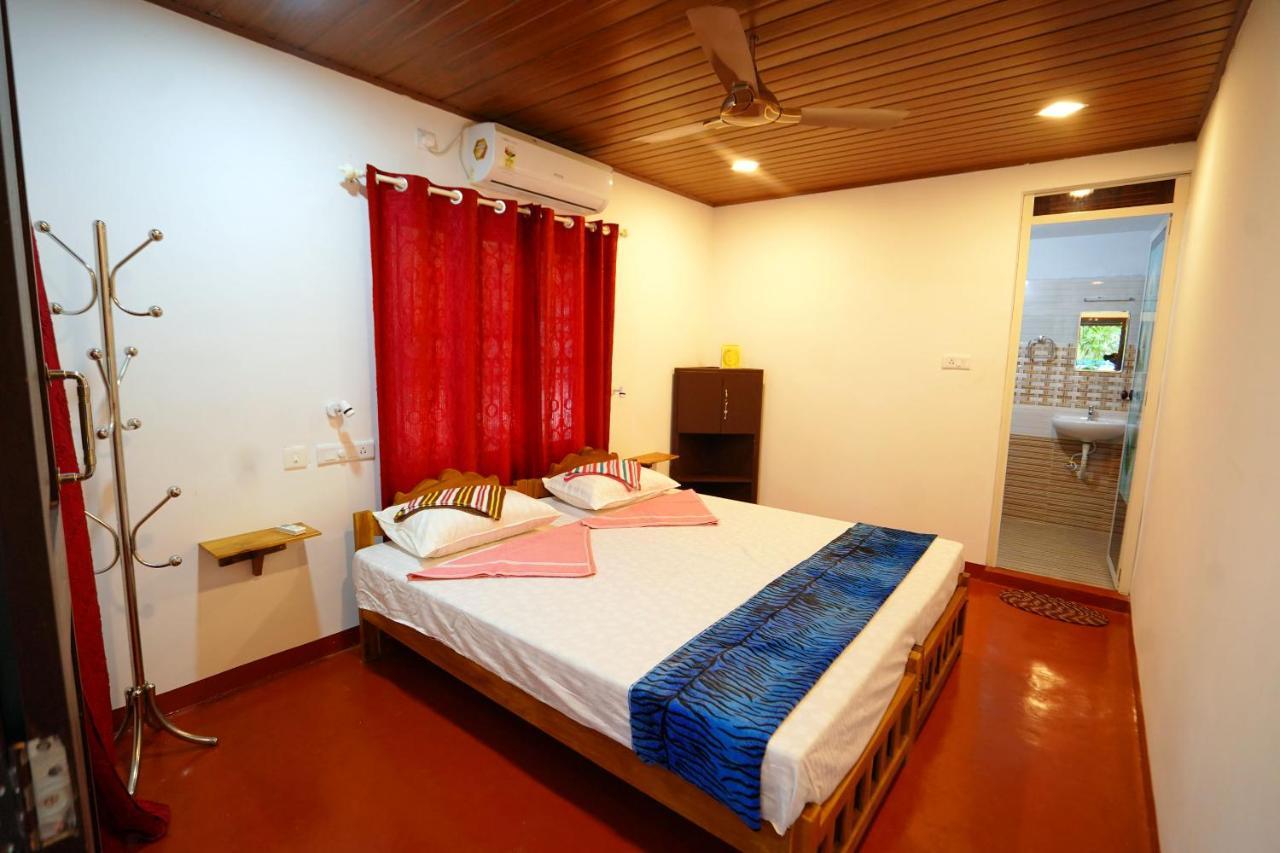Marari Sabari Home Stay Mararikulam Exteriör bild